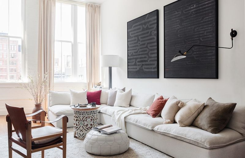 Play with Contrast in Colors and Materials