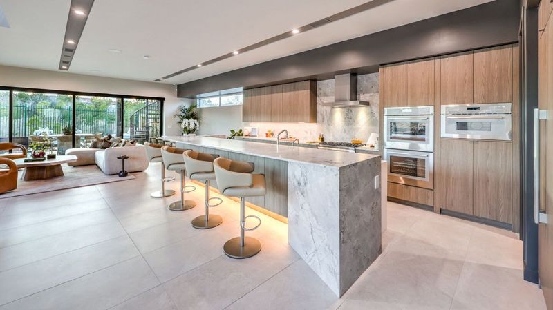 Southern Highlands Indoor-Outdoor Connections