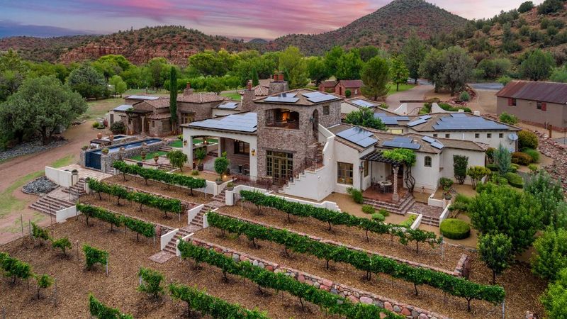 By The End Of 2025 These 11 Types Of Homes Will Plummet In States Like Arizona - Decor Hint High-Maintenance Villas