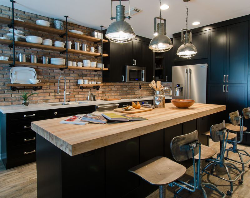 7 Massachusetts Kitchen Trends Losing Popularity And 9 Still Favored - Decor Hint Industrial-Style Kitchens Closing Shop