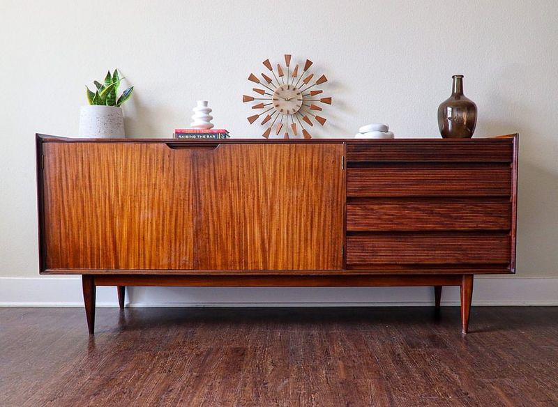 Mid-Century Modern Furniture 