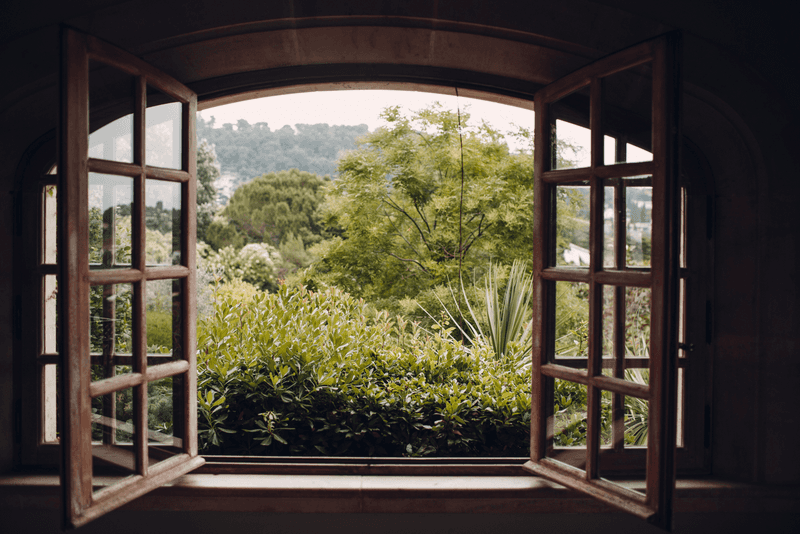9 Habits Of Homes That Always Smell Amazing Plus 9 Simple Ways To Boost Yours - Decor Hint Open Windows Daily