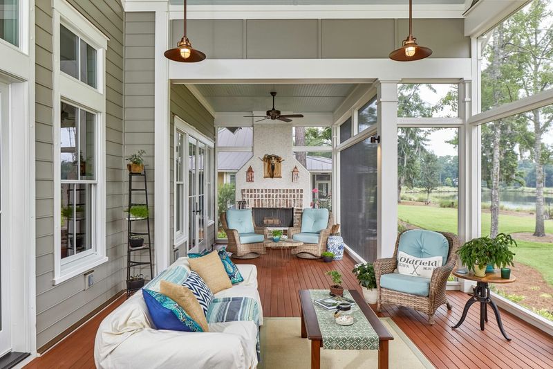 Open-Air Living Spaces That Withstand Elements