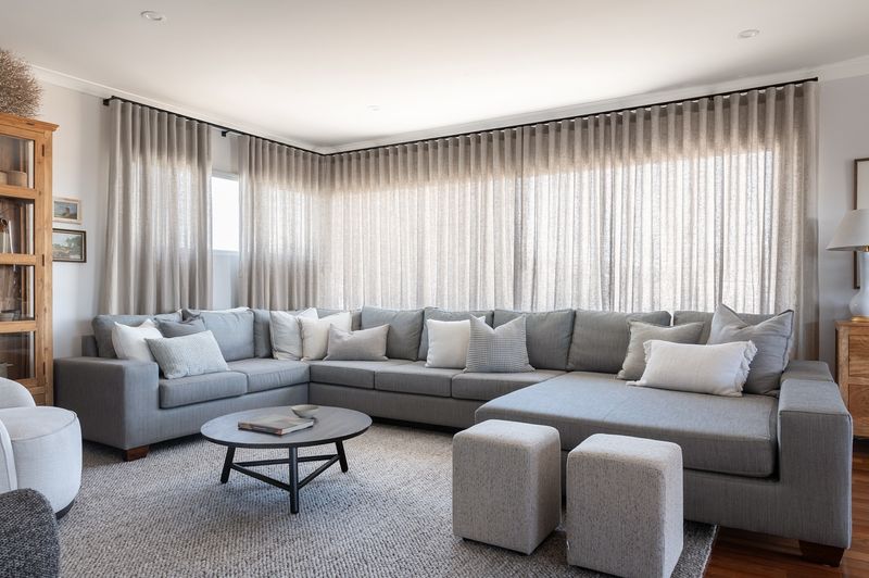 6 Interior Design Items Experts Say You Should Toss And 6 They Approve Keeping - Decor Hint Toss: Outdated Window Treatments