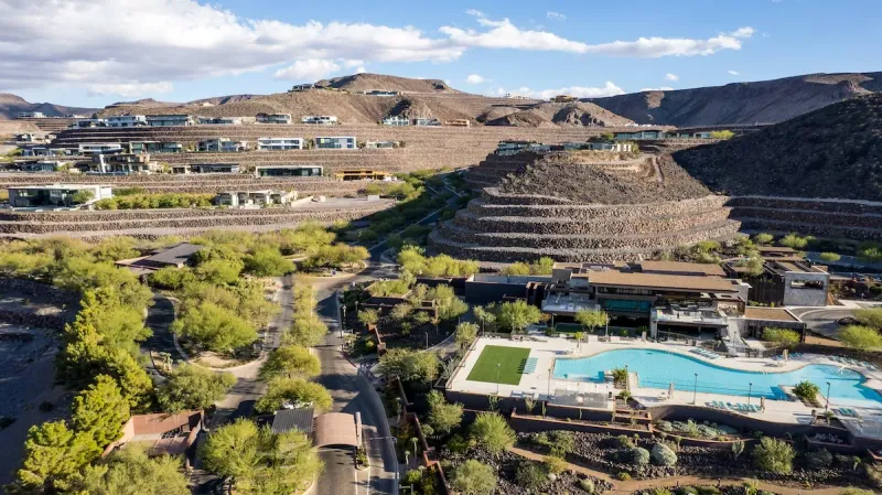 9 Home Types Losing Value In Henderson By 2025 And 10 Set To Skyrocket - Decor Hint Properties Near Parks And Outdoor Recreation