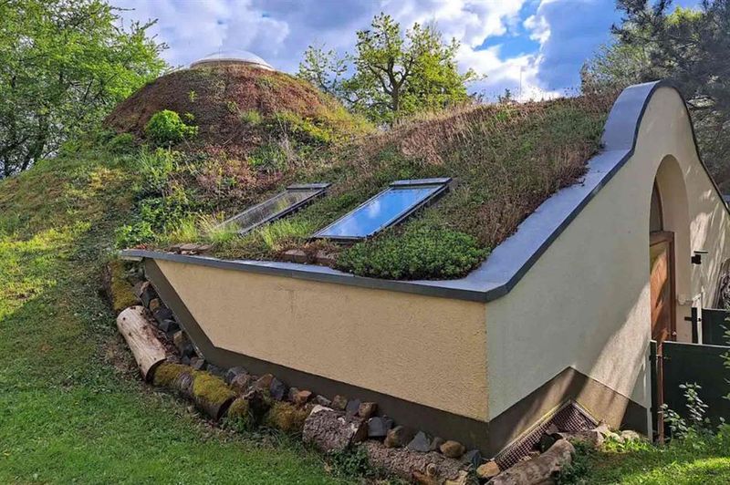 Inside 13 Of The World's Most Amazing Underground Homes - Decor Hint Buried Cabin