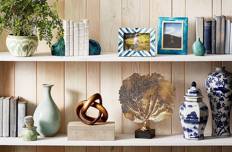 Style Your Shelves
