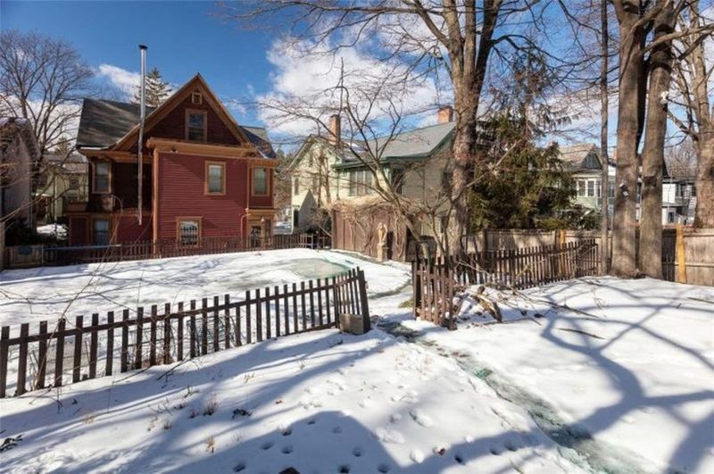 Inside A 1899 Queen Anne Victorian In Poughkeepsie With Stained Glass And Intricate Woodwork - Decor Hint Original Stained-Glass Windows