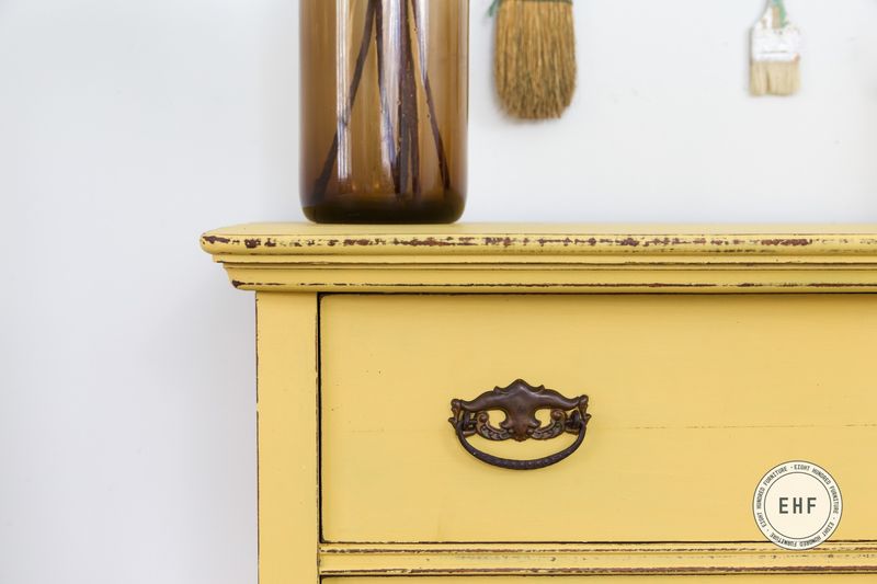 Butter Yellow Is Popping Up In Home Decor Everywhere - Decor Hint Unexpected Places For Buttery Brilliance