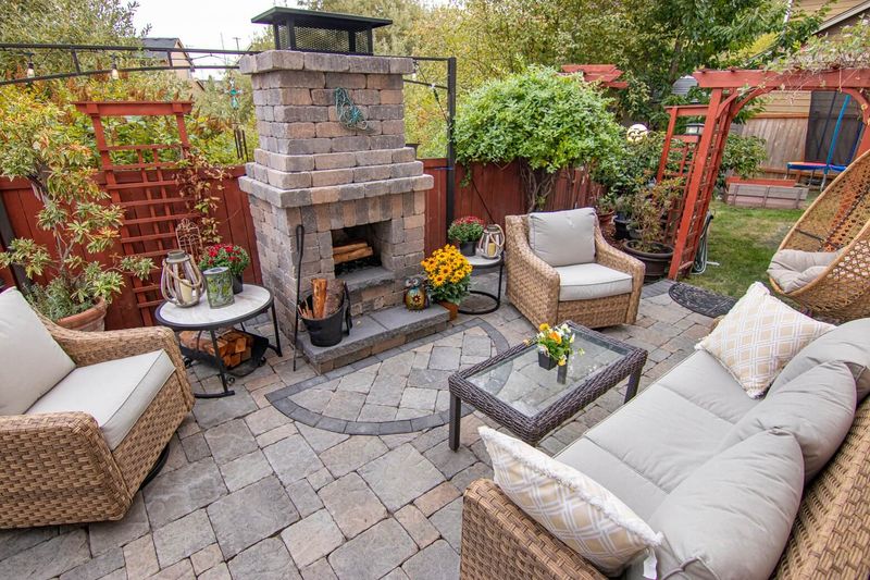 10 Outdoor Space Styles Showing Up In Washington Homes And 4 That Are Starting To Disappear - Decor Hint Single-Purpose Patios
