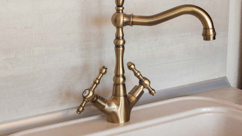 Colorado Designers List 17 Home Trends That Are Losing Appeal - Decor Hint Brass Fixtures