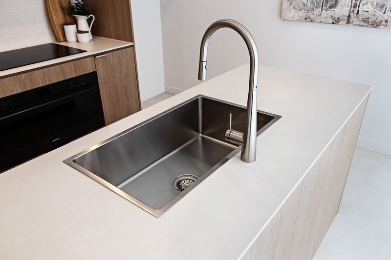 These 12 Kitchen Trends Are On Their Way Out (Plus 10 Timeless Looks To Stick With) - Decor Hint Undermount Sinks Offer Timeless Functionality