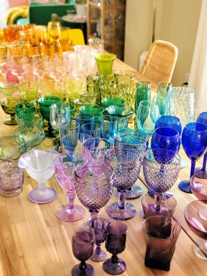 15 Once-Popular Vintage Home Decor Items Everyone’s Snatching Up At Thrift Stores Again - Decor Hint Retro Cocktail Glasses