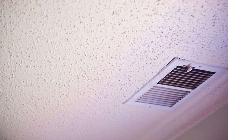 What Ohio Homebuyers Hate In Kitchens, 14 Design Flaws To Avoid - Decor Hint Popcorn Ceiling Nightmares