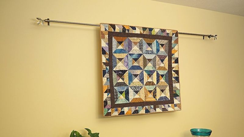 Rustic Yet Refined: 10 Pennsylvania Decorating Trends That Last - Decor Hint Antique Quilts As Art