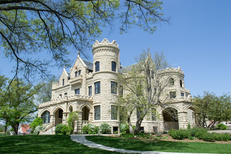 Carriage House Tower