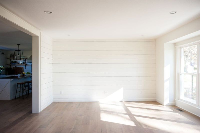 10 Lasting Decorating Trends That Bring Rustic Charm To Mississippi Homes - Decor Hint Shiplap Walls With Southern Flair