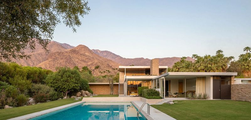 Kaufmann Desert House – Palm Springs, USA