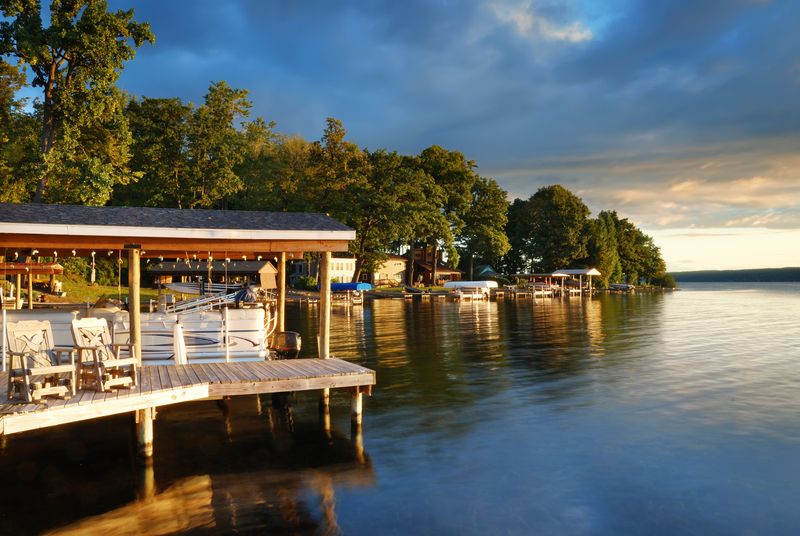 Waterfront And Lakefront Locations