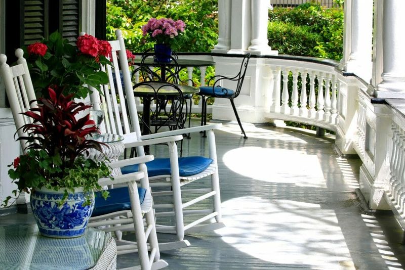 Traditional Front Porches With Southern Charm