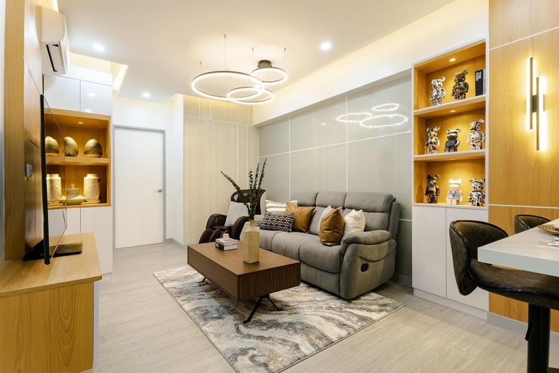 16 Ways To Style A Small Living Room - Decor Hint Strategic Rug Placement