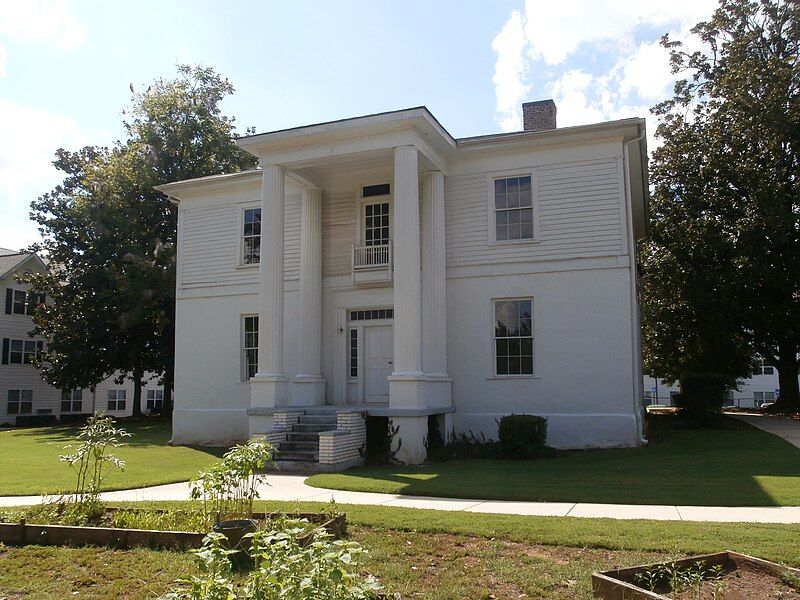 Exploring Marietta's History Through 13 Beautifully Preserved Home Exteriors - Decor Hint William Gibbs McAdoo House