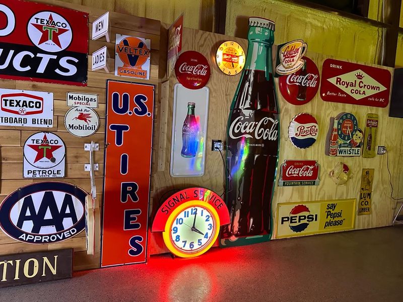 Antique Market Trends: What's Gaining And Losing Value Across Southern States - Decor Hint Vintage Advertising: Signs And Posters Commanding Premium Prices