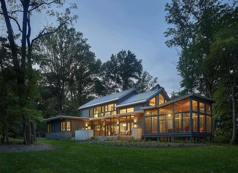 11 Of The Best Two-Bedroom Contemporary House Plans That Blend Style & Function - Decor Hint Energy-Efficient Passive Solar Plan