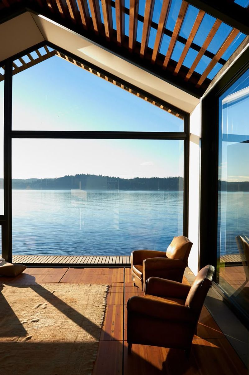 21 Granny Pods That Explain The New Definition Of Snugly Living (And What To Watch Out For) - Decor Hint The Lakeview Pod