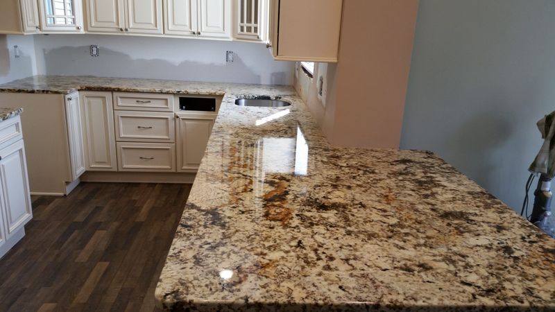 Granite Countertops With Busy Patterns