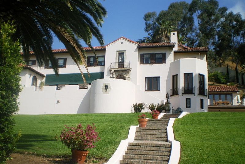 4 Old-Hollywood Mansions That Still Inspire And 3 That Didn't Age Well - Decor Hint C.E. Toberman Estate (Villa Las Colinas) – Hollywood