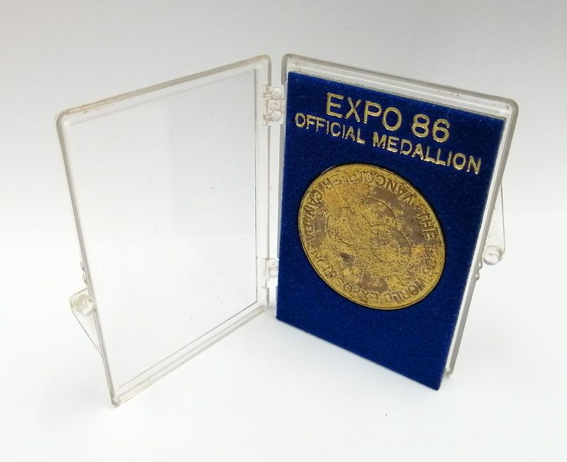 4 Vintage Decor Items In Vancouver Homes That Are Losing Value (And 8 That Remain Valuable) - Decor Hint Still Valuable: Vintage Vancouver Memorabilia