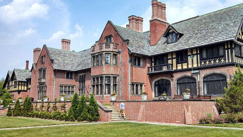 17 Industrial-Era Mansions In Ohio That Became Ghostly Reminders - Decor Hint Stan Hywet Hall & Gardens (Akron)
