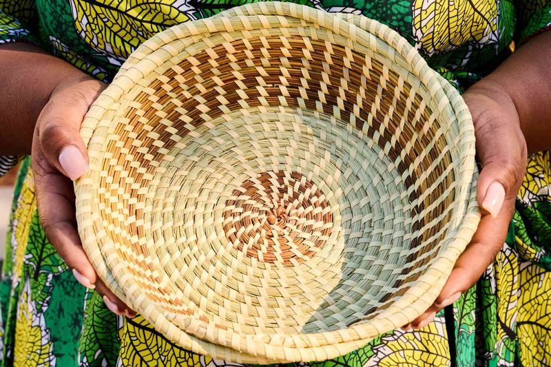 Georgia's 13 Most Wanted Antiques For 2025: A Southern Style Guide - Decor Hint Handwoven Gullah Sweetgrass Baskets