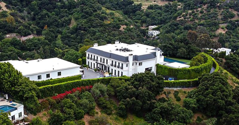 From Miami To Beverly Hills 23 Estate Sales That Just Rocked The Market - Decor Hint Donhill Drive Mansion