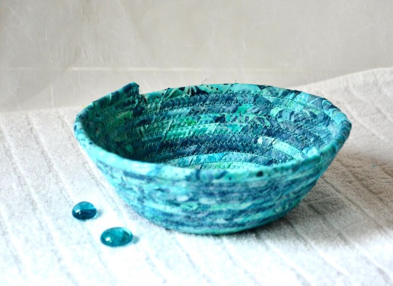 What Rhode Island DIYers Are Doing This Weekend (And You'll Want To Try Too) - Decor Hint Nautical Rope Bowls With Ocean Vibes
