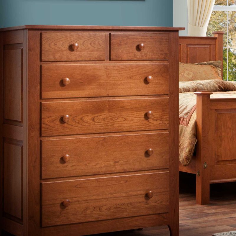 6 Pennsylvania Furniture Trends That Fizzled Out And 8 That Stayed Iconic - Decor Hint Shaker-Style Dressers