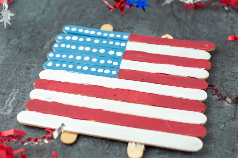 8 Fourth Of July Decorations Ideas That Are Easy, Adorable And Affordable - Decor Hint Popsicle Stick Flag Coasters