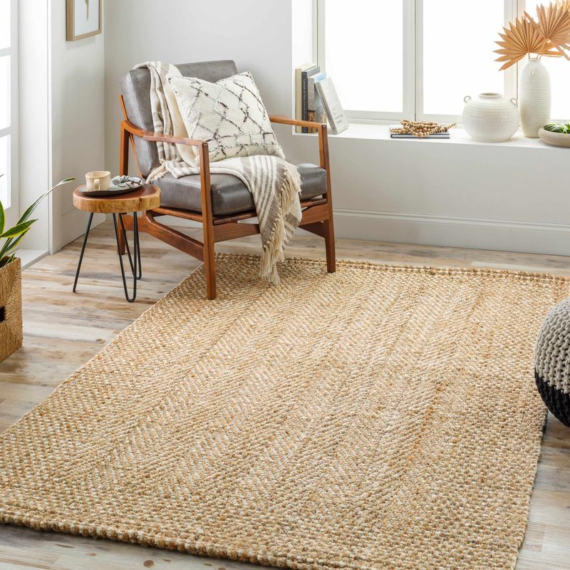 11 Country-Inspired Trends That Are Replacing Farmhouse Kitchens And 5 We Don't Wanna See In Their Place - Decor Hint Woven Textures and Natural Fibers