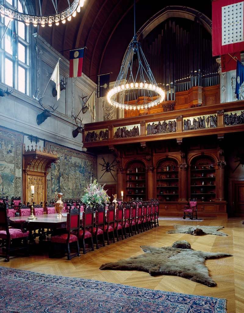 This Mansion Belonged To One Of America’s Richest Families (The Biltmore Estate George Washington Vanderbilt II) - Decor Hint Grand Banquet Hall