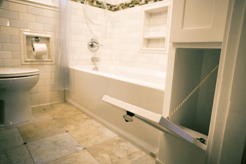 16 Retro New York Apartment Details That Are Almost Extinct - Decor Hint Laundry Chutes
