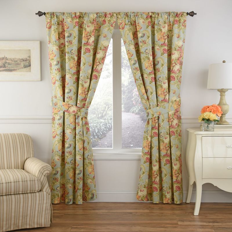 10 Must Toss Items In A Wisconsin Home And 10 Pieces To Treasure - Decor Hint Ruffled Floral Curtains (Must Toss)