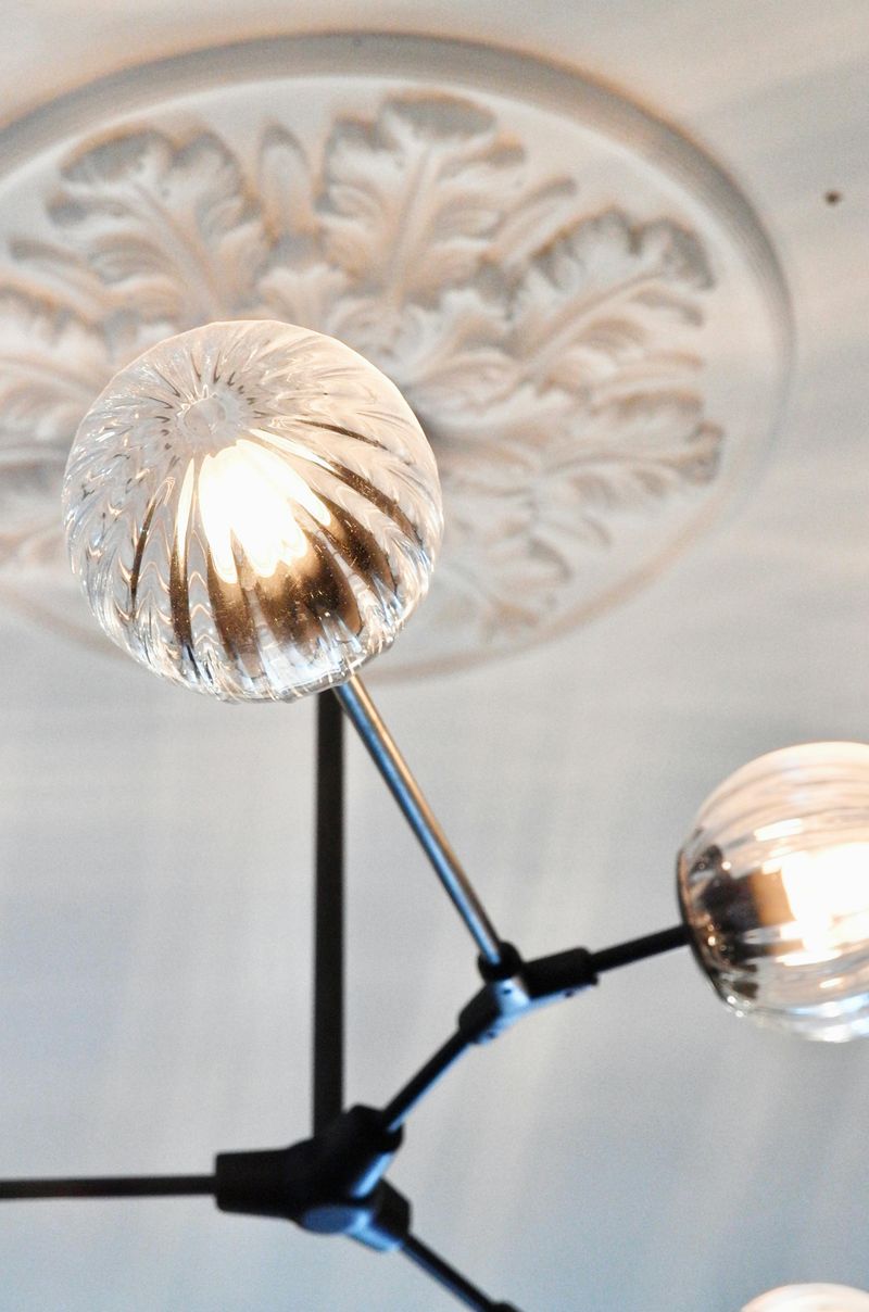 12 Things You Only See In Old Homes That Are Coming Back - Decor Hint Decorative Ceiling Medallions