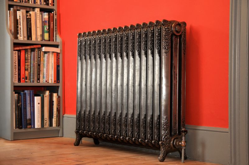 8 Antique Finds From 1900s Omaha Homes That Might Be Worth Thousands + 5 That Are Best Left Behind - Decor Hint Original Cast Iron Radiators