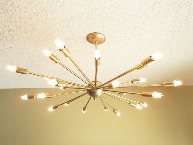Rediscover 7 Pieces From Boomer Homes That Colorado Designers See Trending And 5 Always Chic Picks - Decor Hint Statement Lighting Fixtures