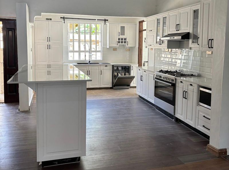 5 Interior Pieces To Avoid And 5 That Designers Say Are Here To Stay - Decor Hint Outdated: All-White Kitchens