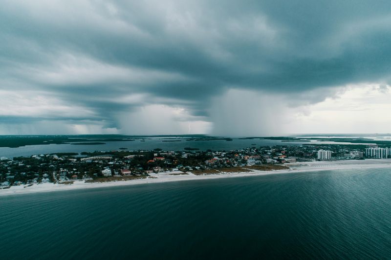 Types Of Homes In Florida Likely To Have Value Adjustments - Decor Hint Manufactured Homes In Hurricane Zones