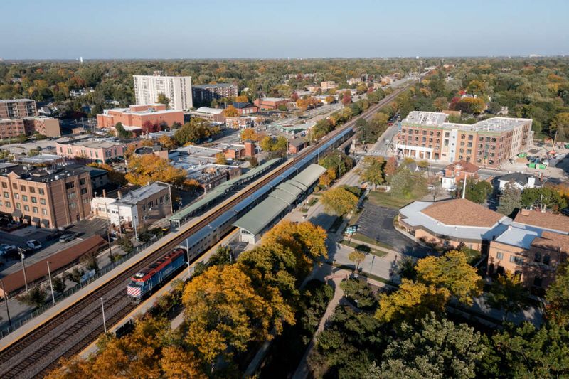 11 Home Types In Illinois Set To Fall In Value (And 9 That Could Be Smart Buys) - Decor Hint Transit-Oriented Developments