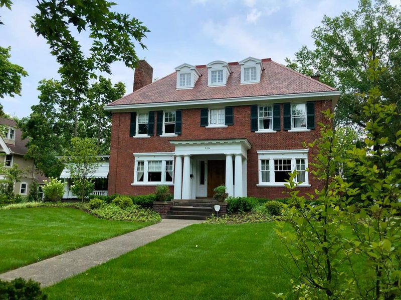 Colonial Revival Homes