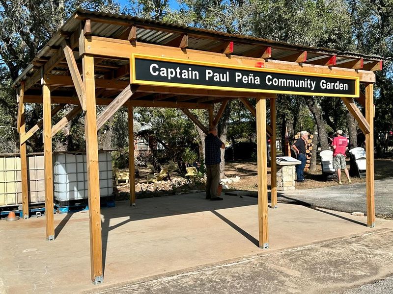 Atlanta's Favorite Outdoor Designs: 10 Spaces You'll Love To See - Decor Hint West End Community Garden Pavilion